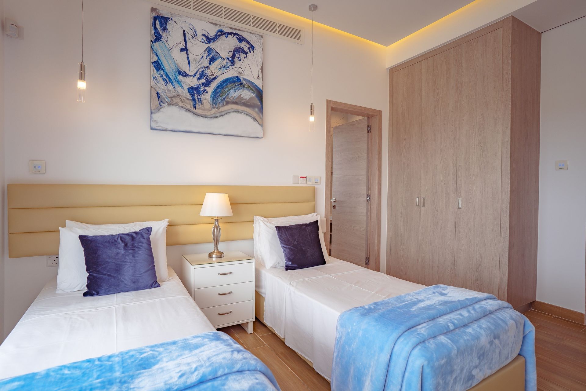 image/jpeg image/jpeg